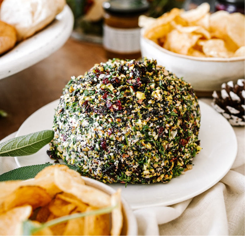 Festive Cheeseball – Pepper & Me