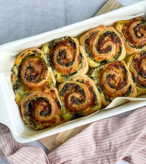 Cheesy Spinach Ranch Scrolls
