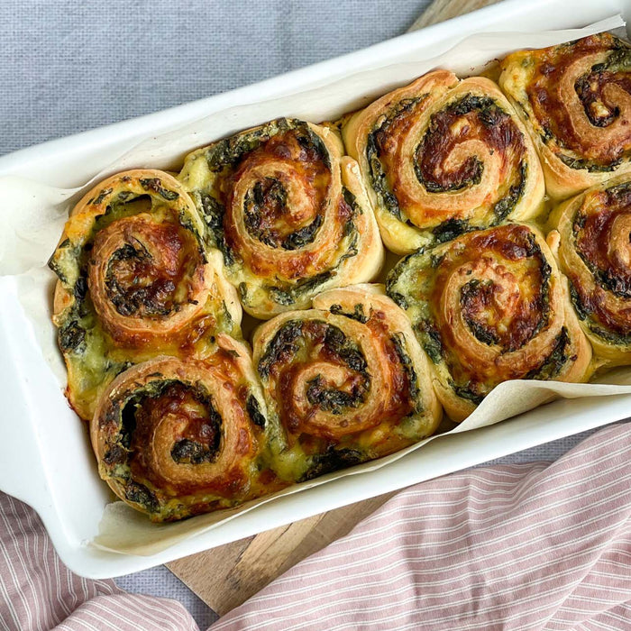 Cheesy Spinach Ranch Scrolls