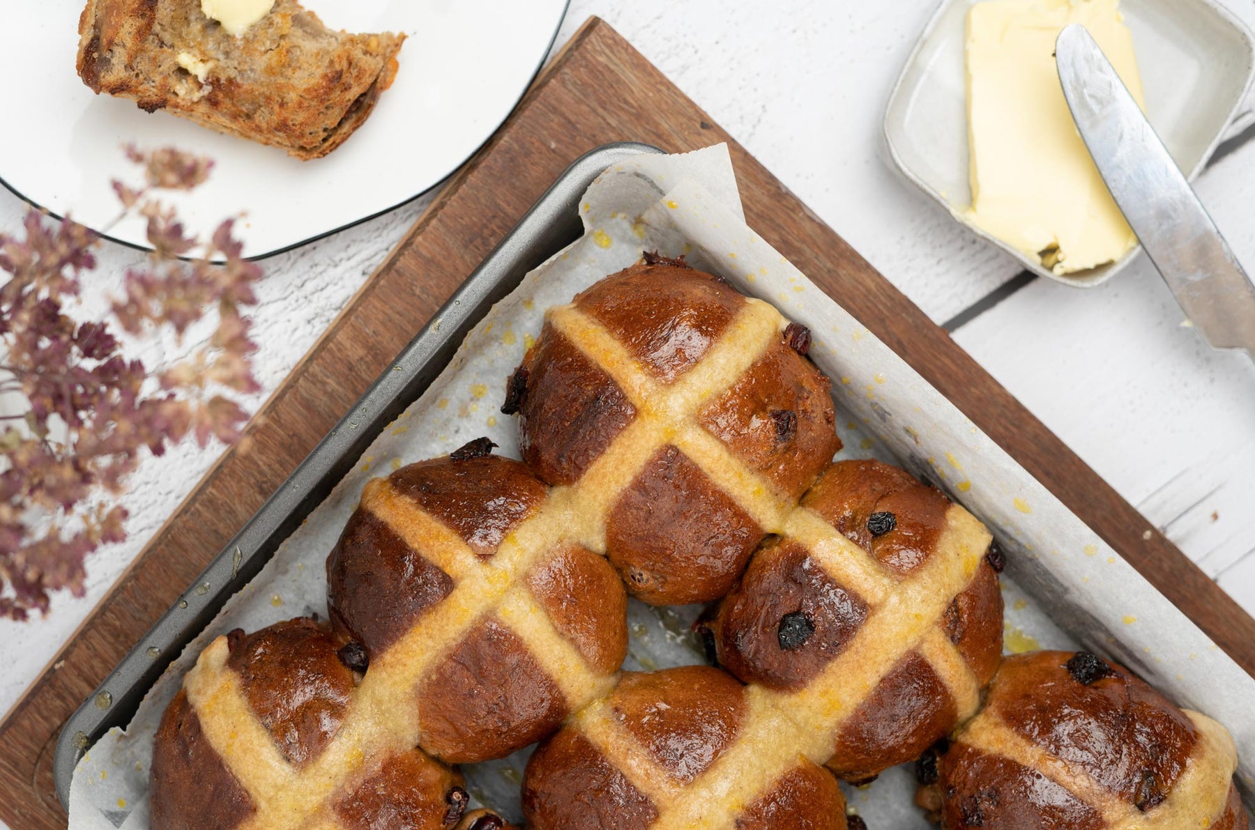 Ultimate Hot Cross Buns